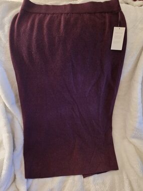 Burgundy Knit Pencil Skirt